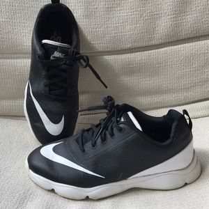 Boy’s golf Nike shoes
